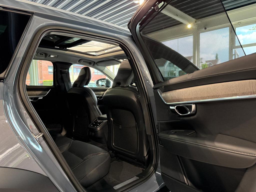 Volvo V90 Cross Country