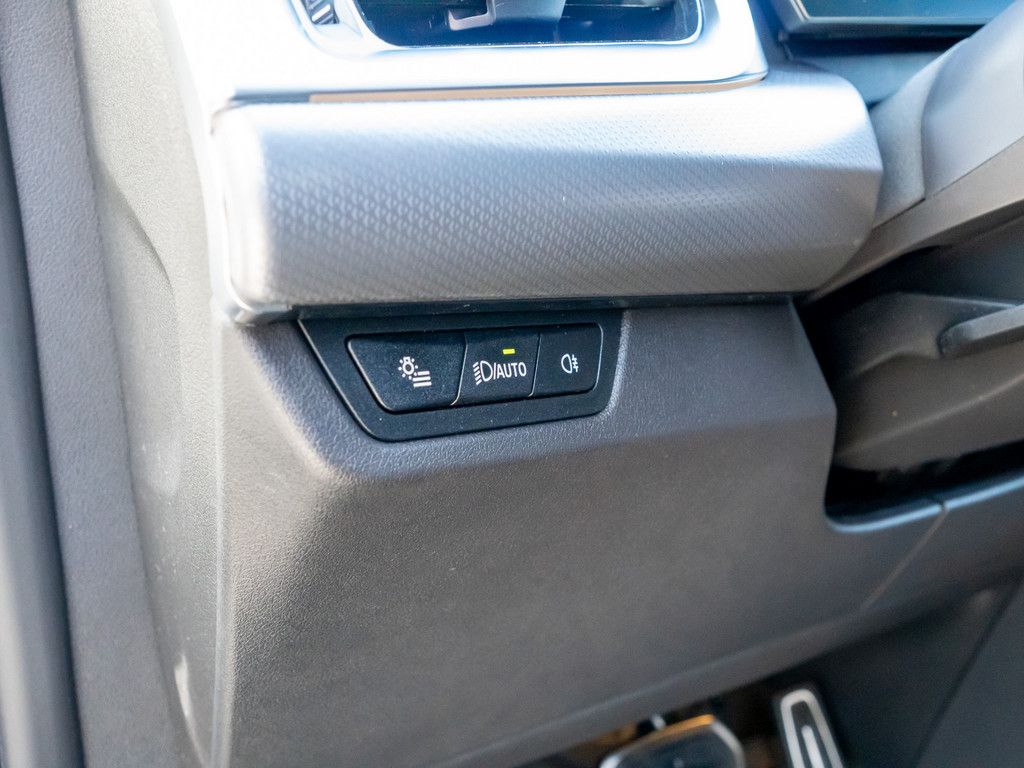 BMW iX2 - Bild 17