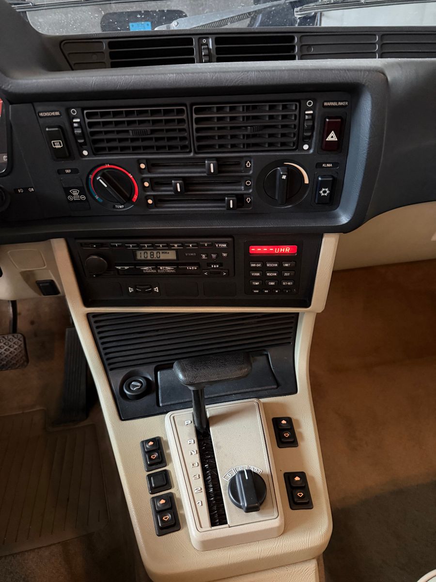 Fahrzeugabbildung BMW 635 CSI, Top-Zustand mit Klima u. Schiebedach