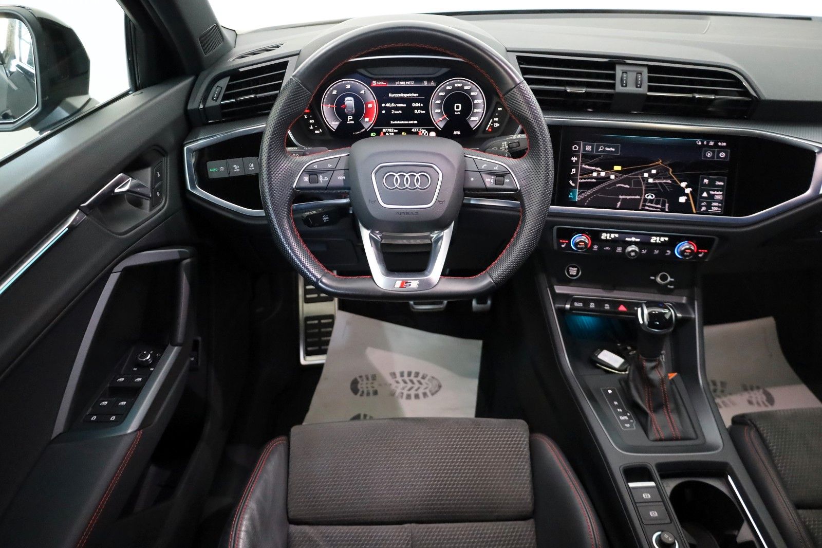 Fahrzeugabbildung Audi Q3 Sportback 40 TDI quat. S line Matrix-LED,Navi