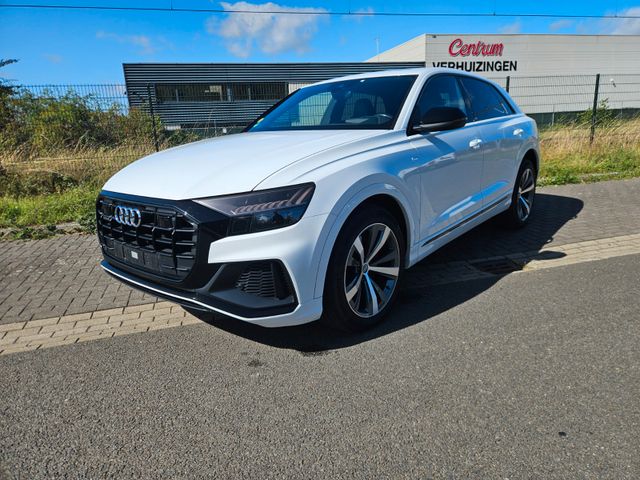 AUDI Q8 50 TDI Quattro 3xS-Line AHK Panorama HUD
