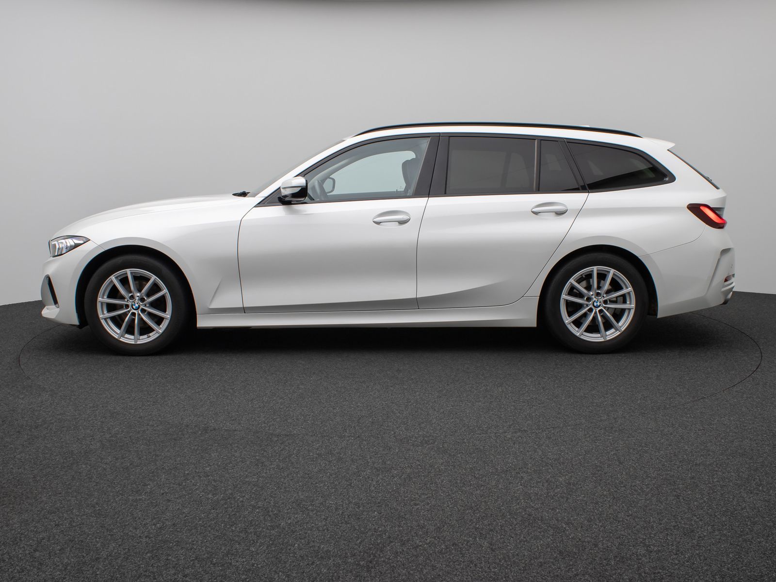 Fahrzeugabbildung BMW 320i DAB Leder MSport AHK Lenkradheizung Sport