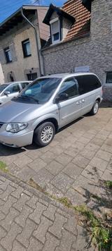 Chrysler Voyager LX 2.8 CRD Autom. LX - Chrysler Voyager LX mit Diesel-Antrieb