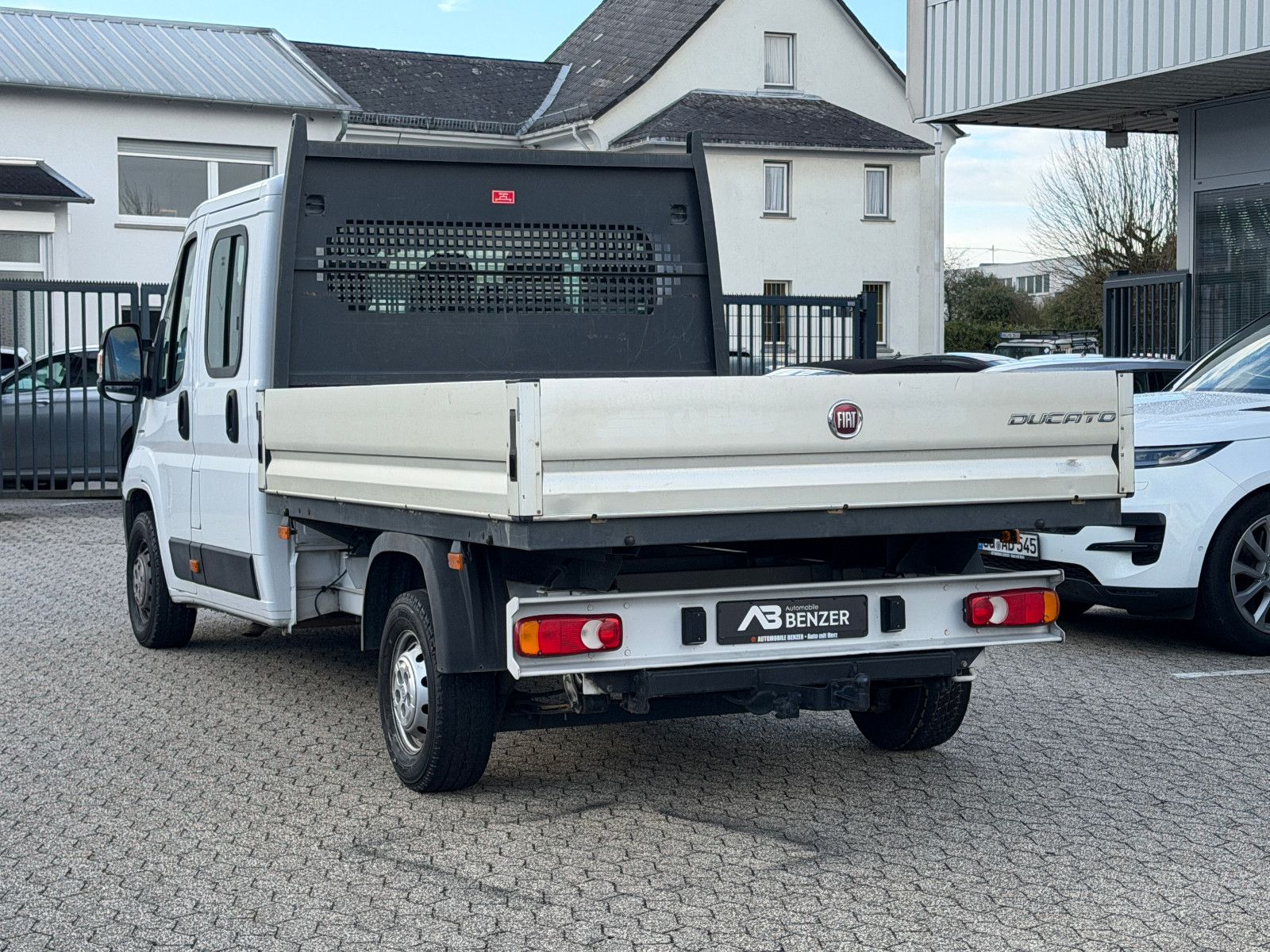 Fahrzeugabbildung Fiat Ducato Pritsche/7-SITZ Doppelk. 35 140 L4 Pritsc