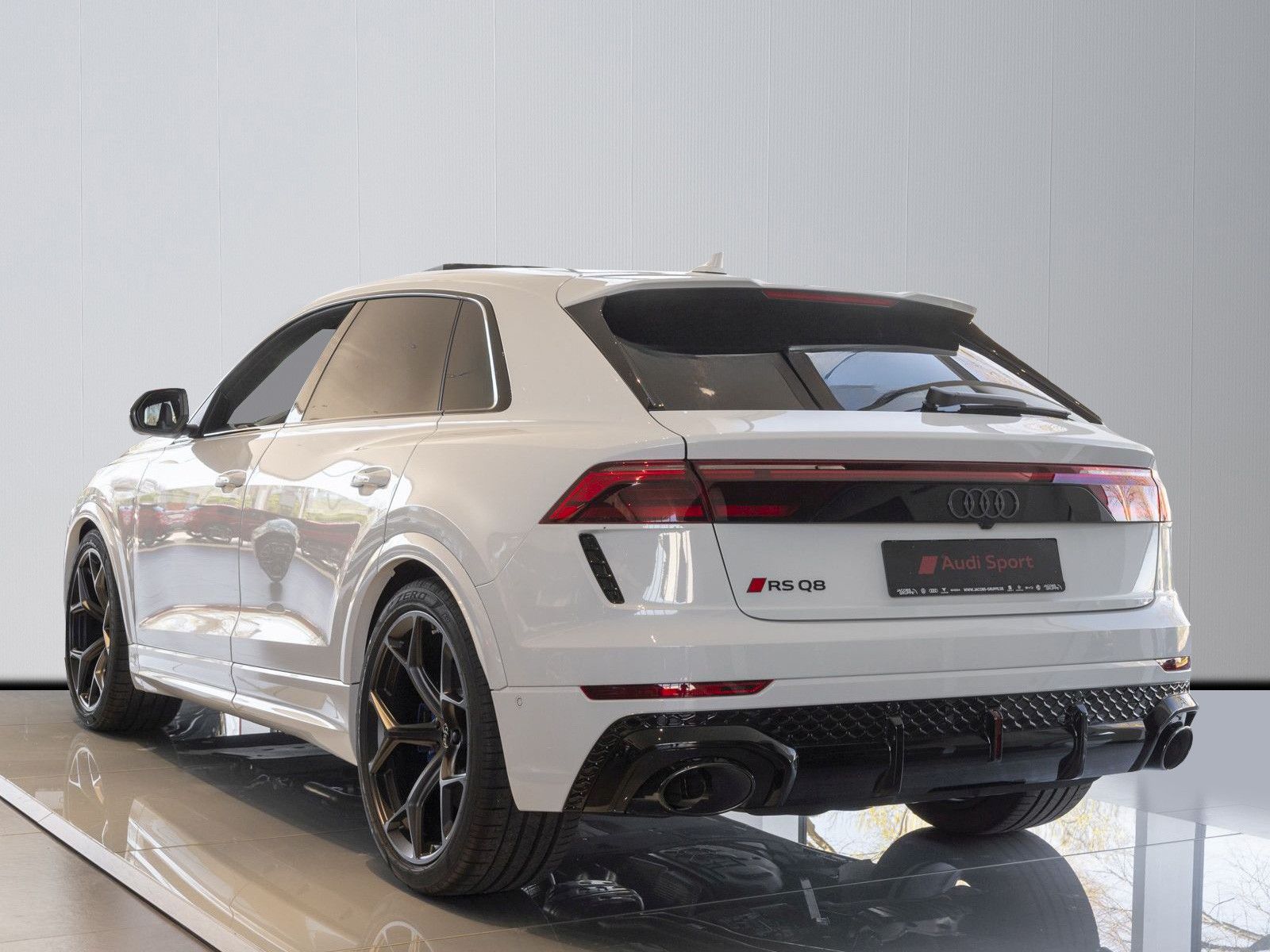Audi RSQ8 - Bild 4