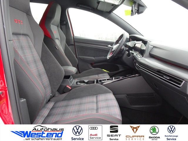 Fahrzeugabbildung Volkswagen Golf GTI 2.0l TSI 180kW DSG Navi IQ.Light Klima