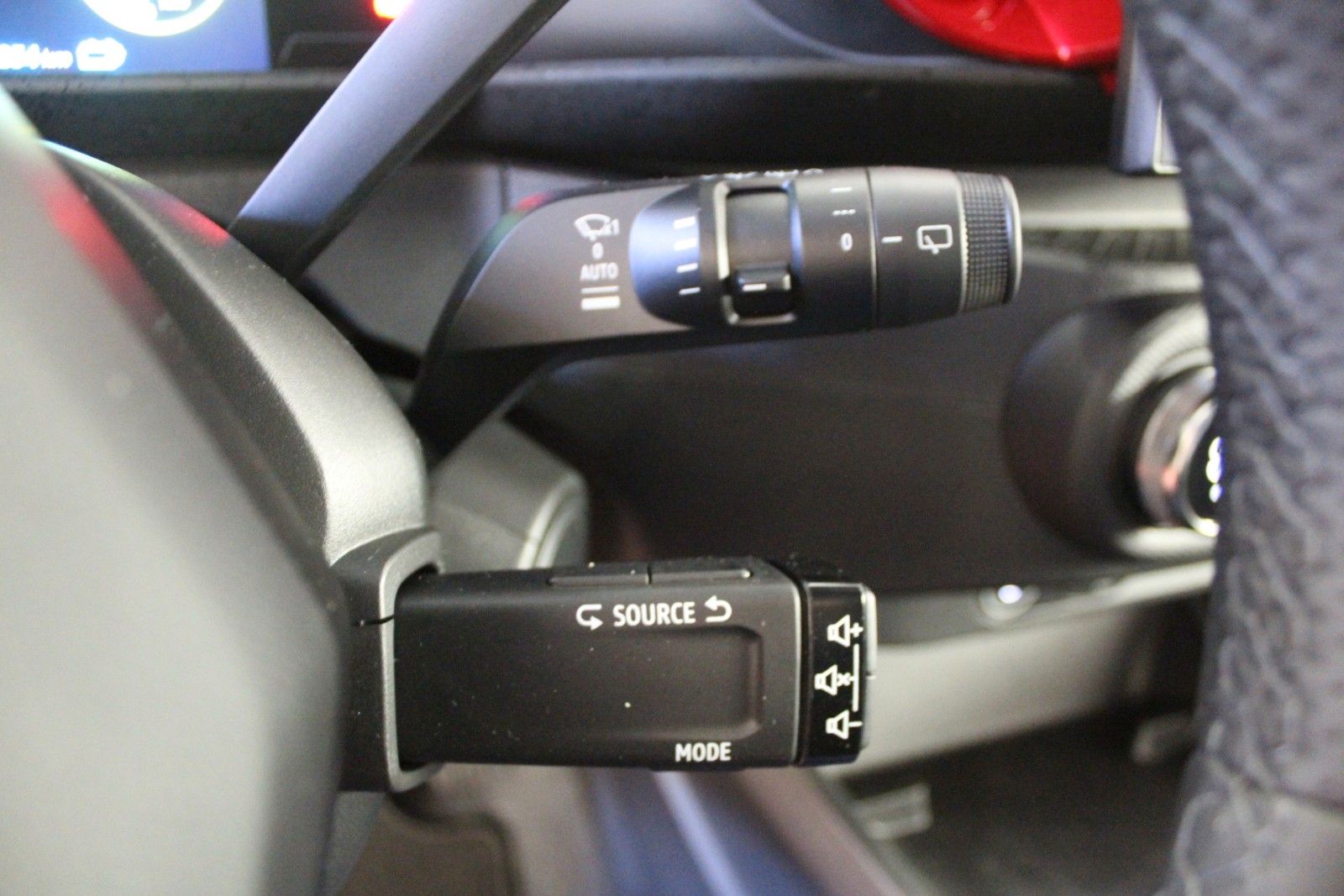 Fahrzeugabbildung Renault Twingo E-Tech 80 Urban Range *Techno*Sitzheizung