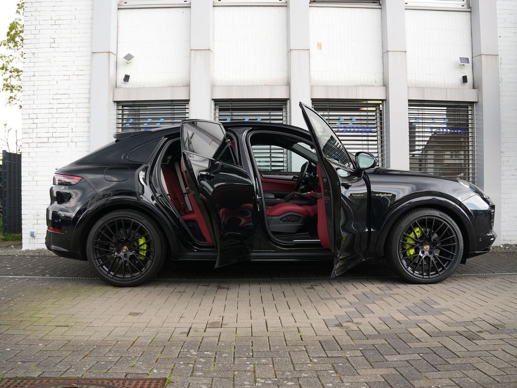 Image of Porsche Cayenne