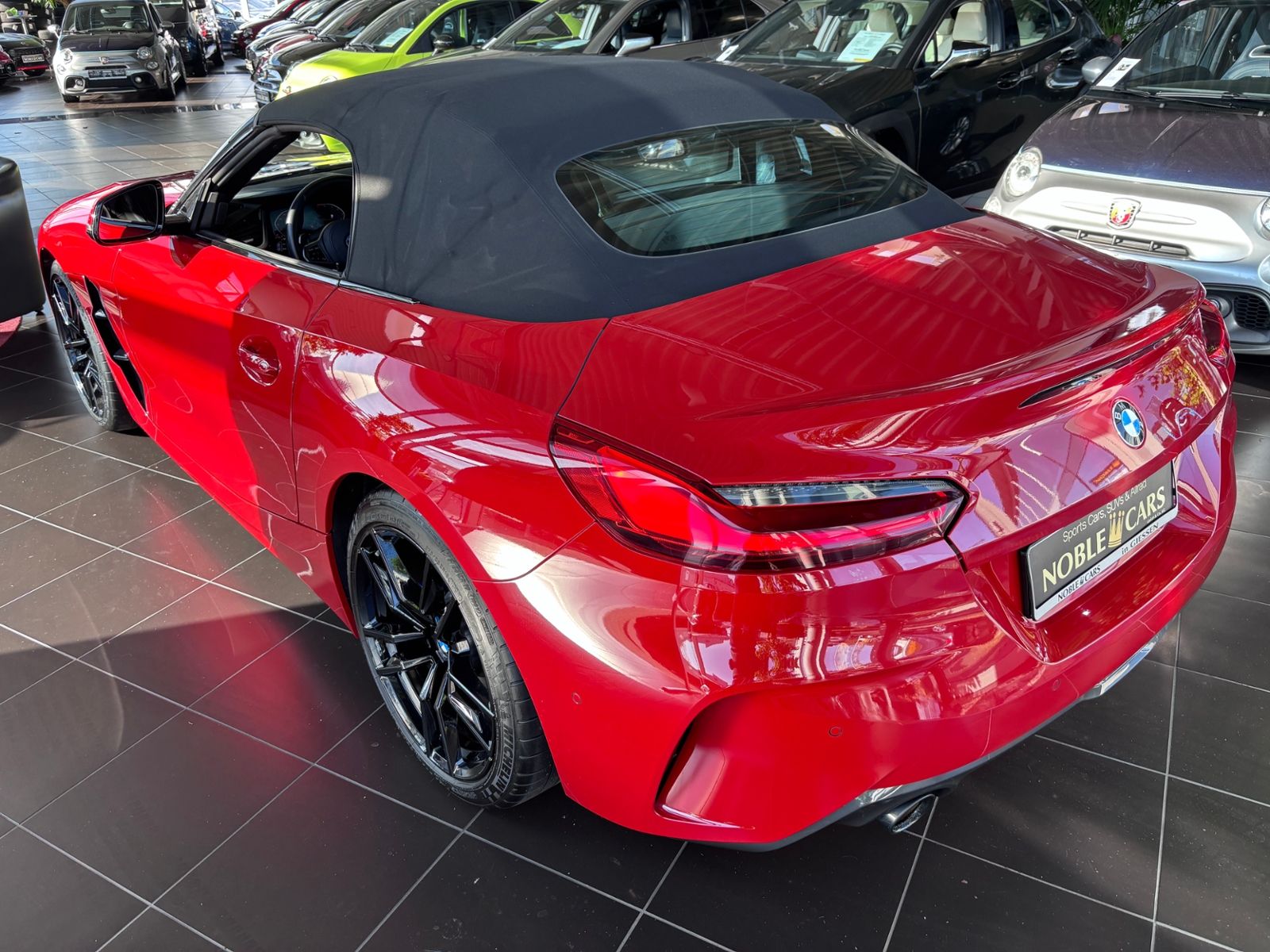 Fahrzeugabbildung BMW Z4  sDrive 30 i M Sport LED NAVI ALU