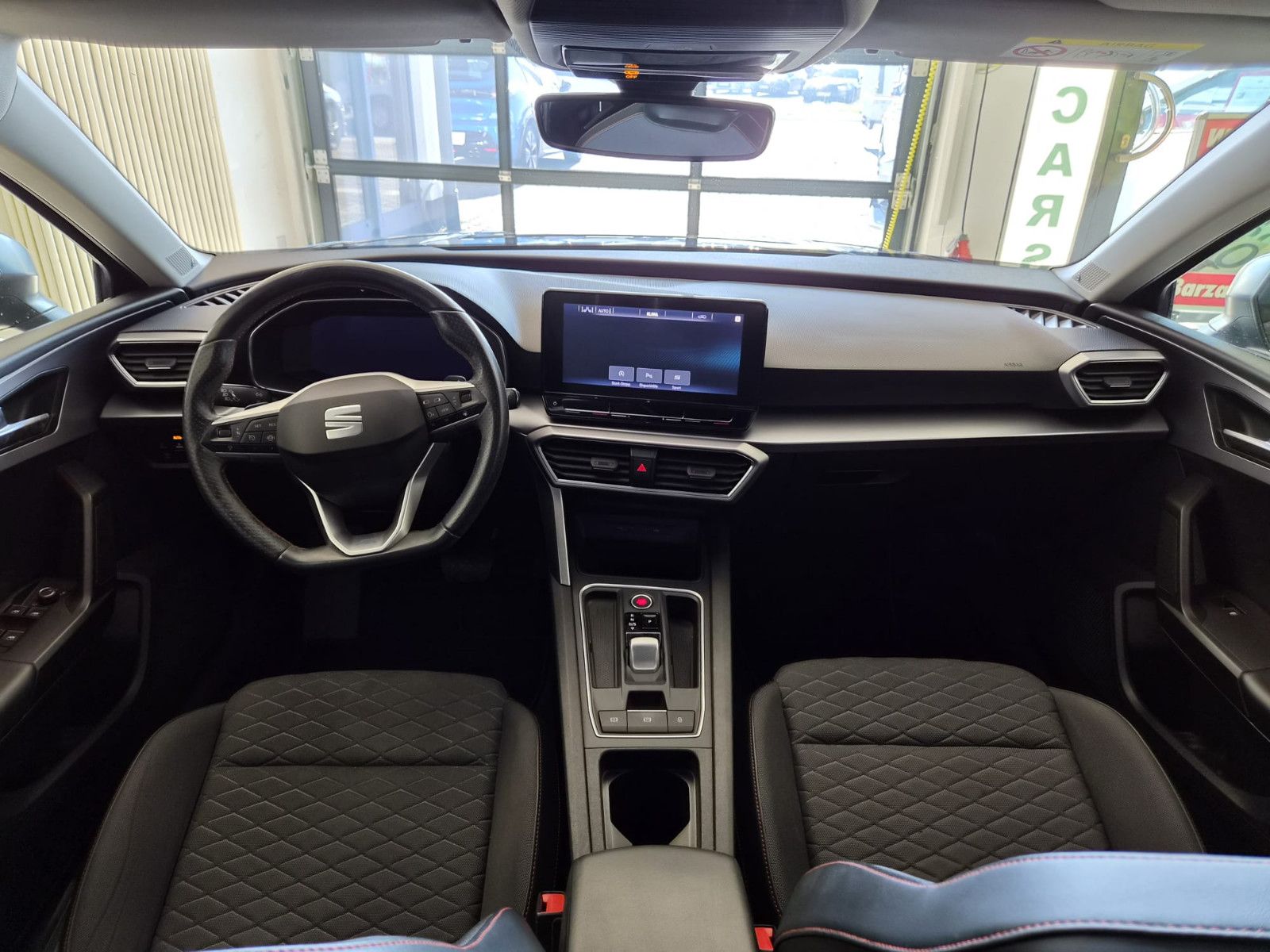 Fahrzeugabbildung SEAT Leon FR / LED / KAMERA / GARANTIE