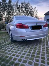 BMW F10 520D - BMW 520: F10