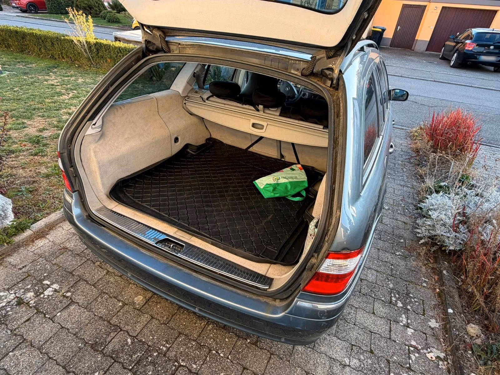 Mercedes-Benz E280 2005 — photo 6
