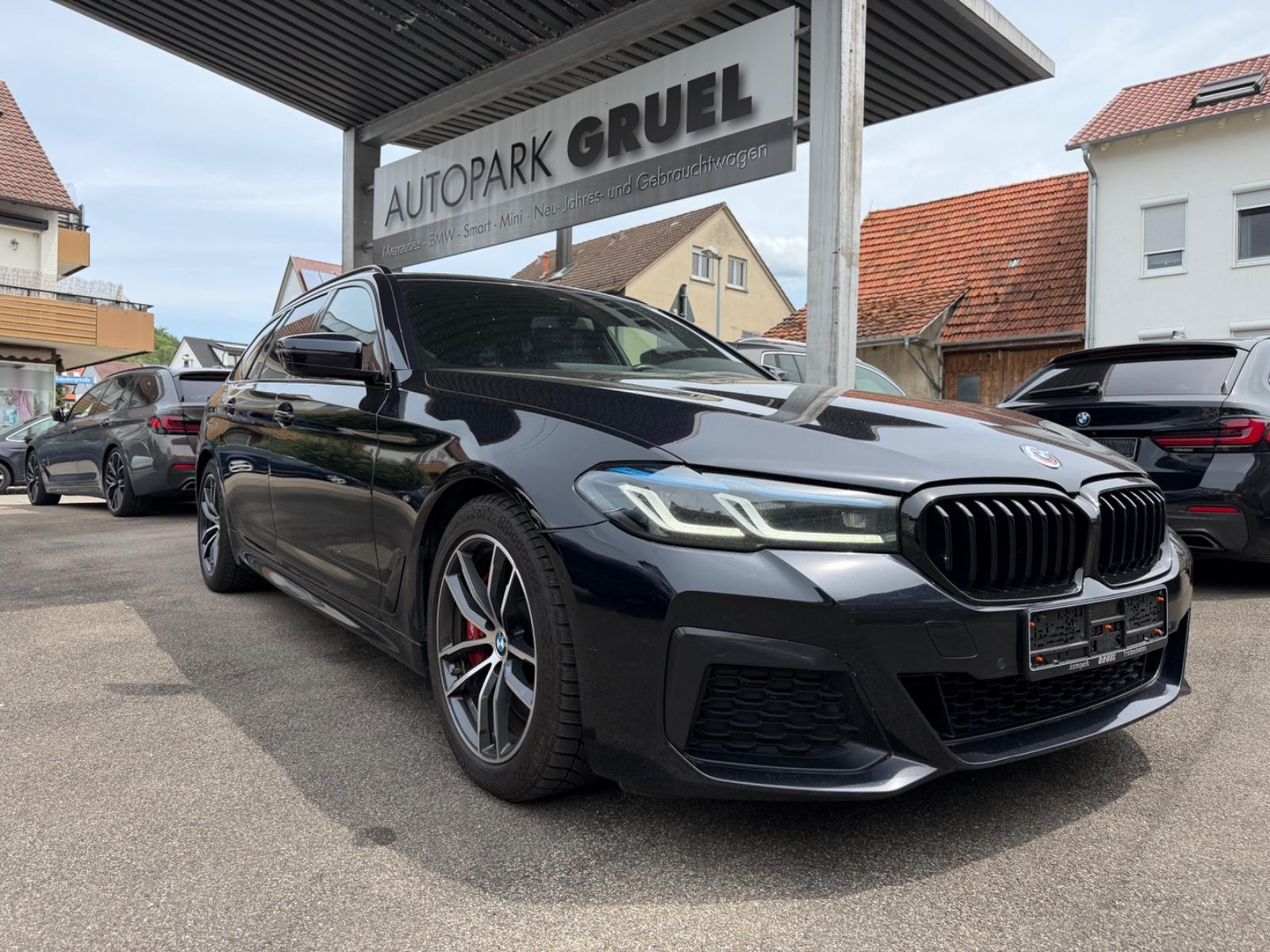 BMW 530dx M Sport Leder HUD AHK 18" Laser STHZ Kamer
