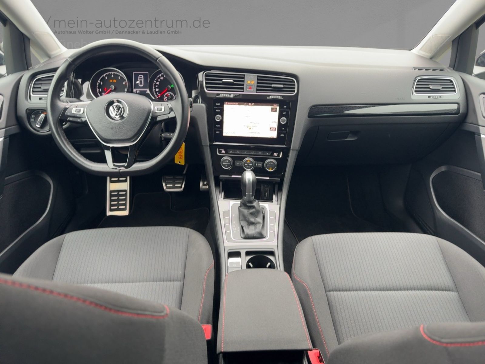 Fahrzeugabbildung Volkswagen Golf VII 1.4 TSI BMT Sound Alu Navi Sitzh. ACC K