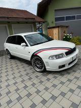 Audi A4 B5 - Audi A4 aus 2000: Kombi