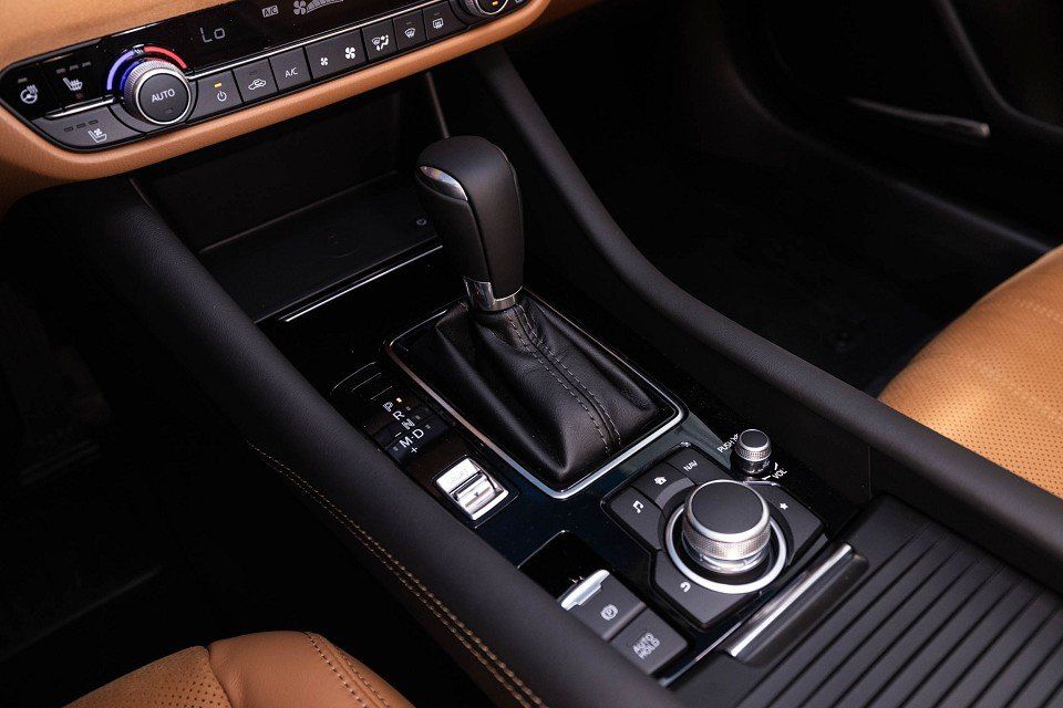 Fahrzeugabbildung Mazda 6 Kombi 2.5i 194PS A/T 20THANNIVERSARY SUNR