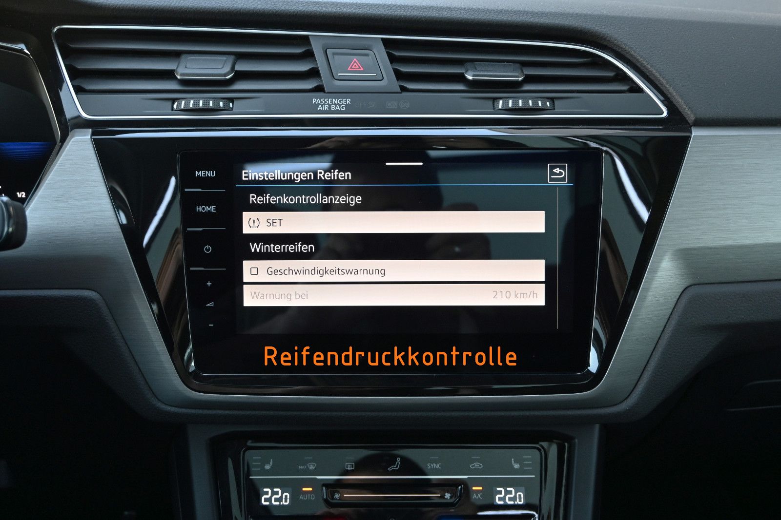 Fahrzeugabbildung Volkswagen Touran 1.5 TSI DSG °ACC°AHK°DYNAUDIO°PANO°STANDH
