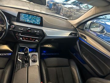 BMW 525 d Touring Sport Line *Kamera*Navi*Klima*SHZ*