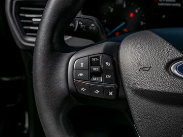Ford Focus Turnier 1.5 Titanium Stauassistent Kamera