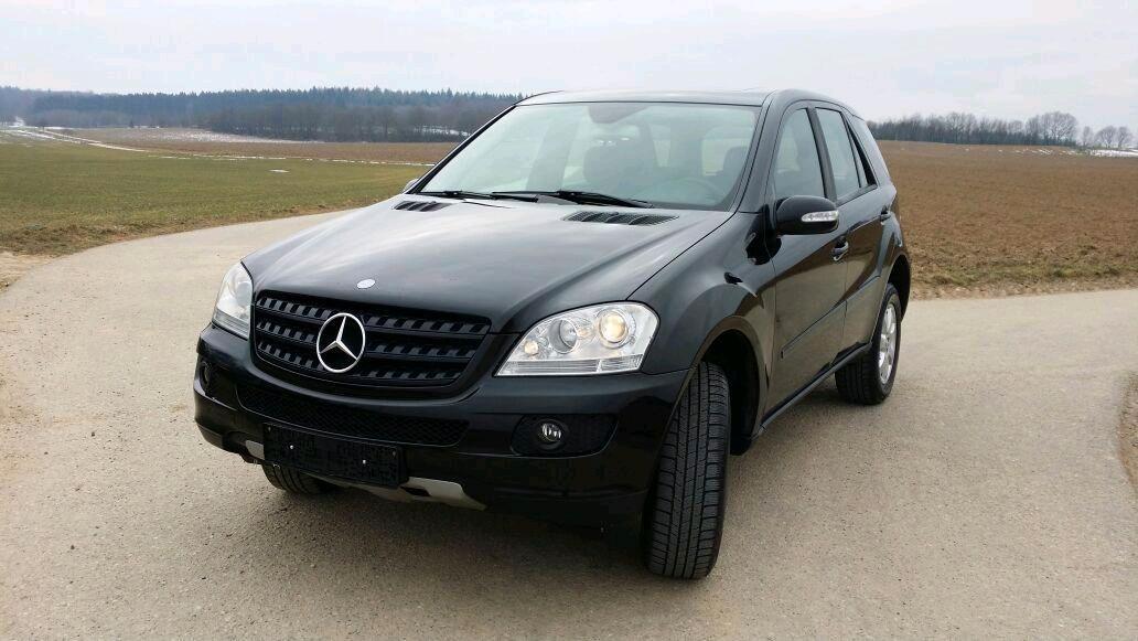 Mercedes-Benz ML280 2007 — rear view