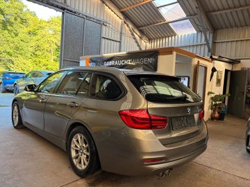 BMW 320 - 4