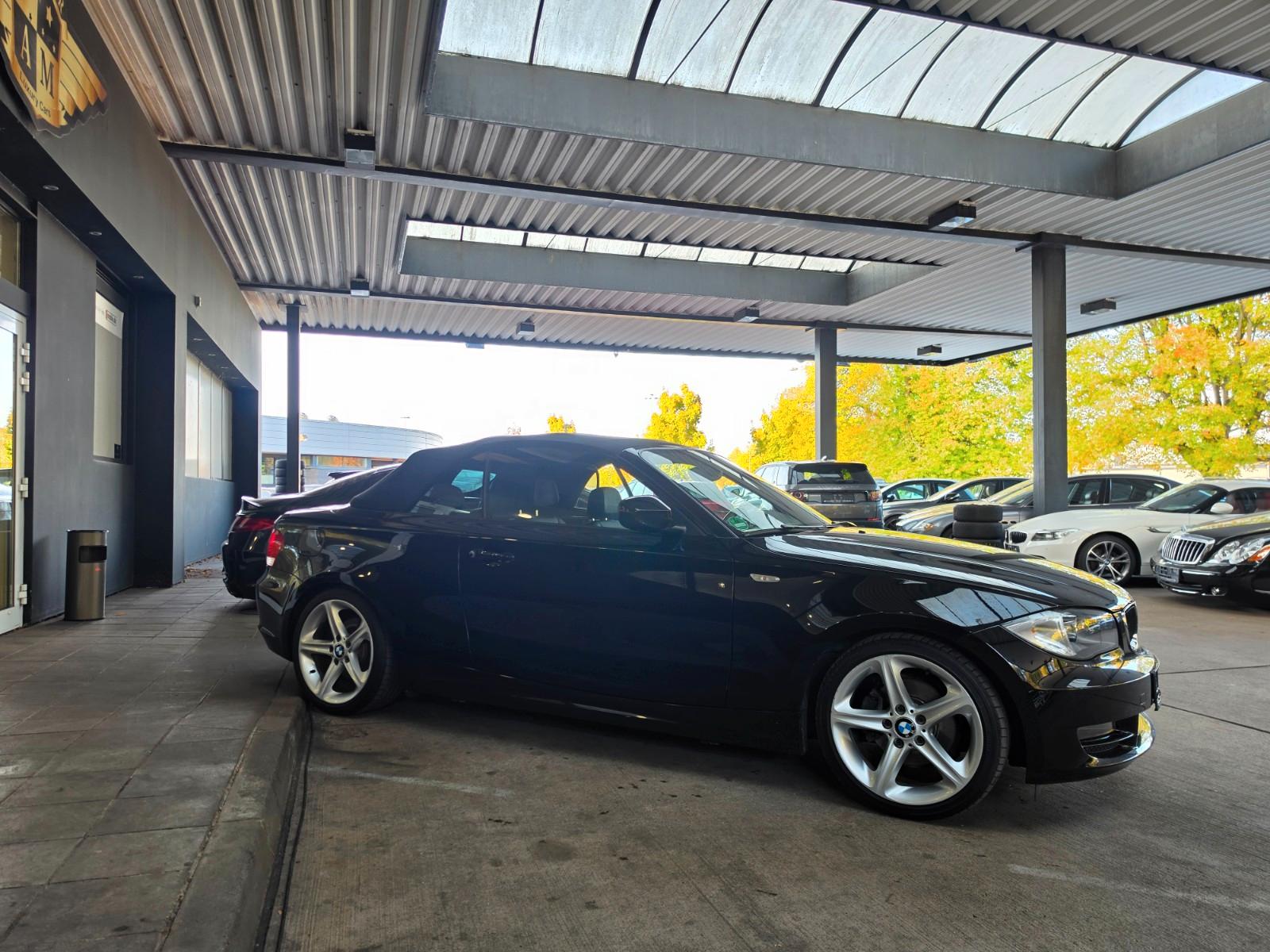 BMW 118i Cabrio M-Sport LEDER/Navi-BMW/PDC/1.Hand