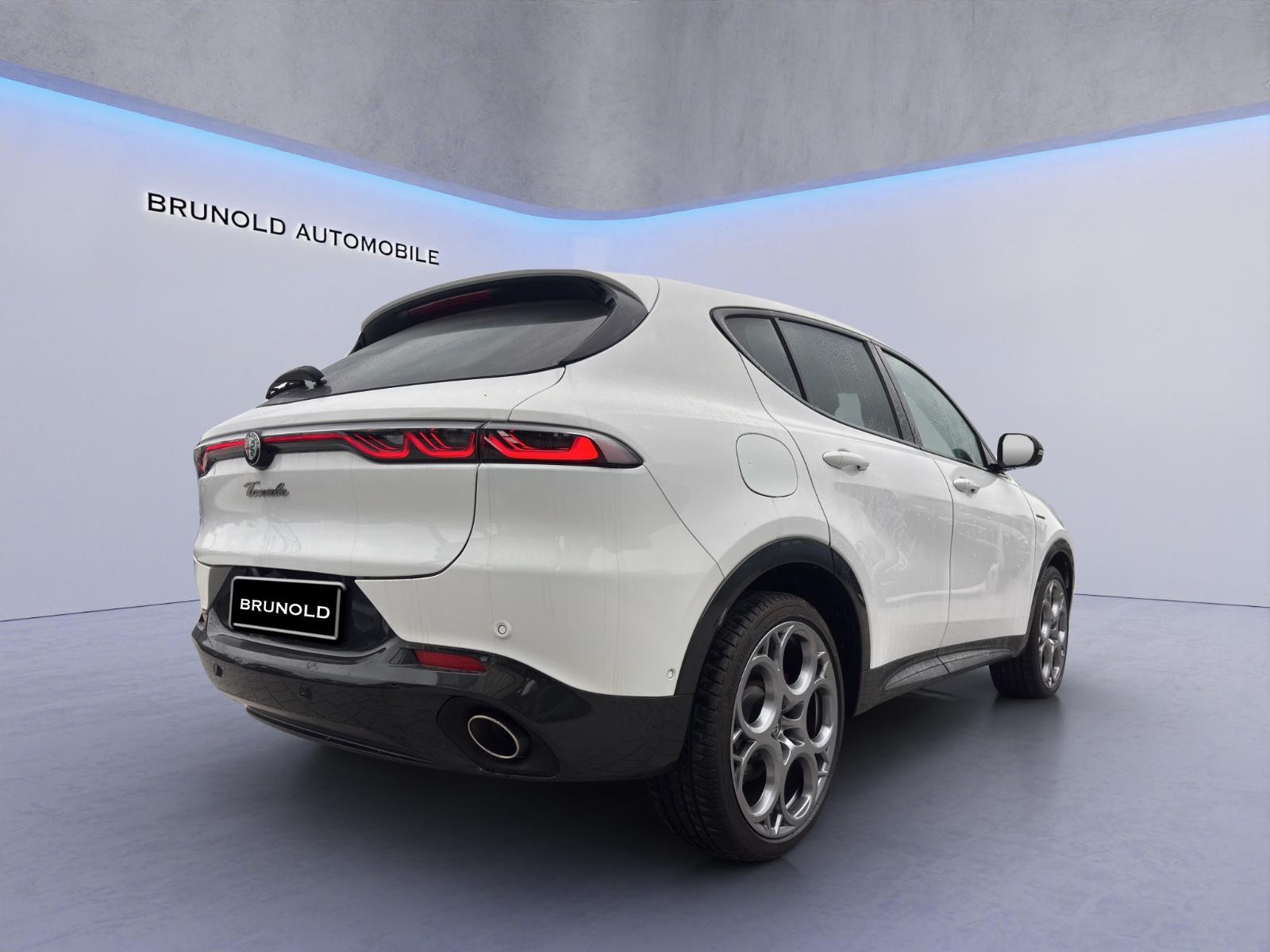 Alfa Romeo Junior Ibrida 1.2 VGT 48V-Hybrid 107 kW Sport Sp