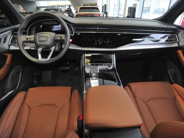 Audi Q7 - 10