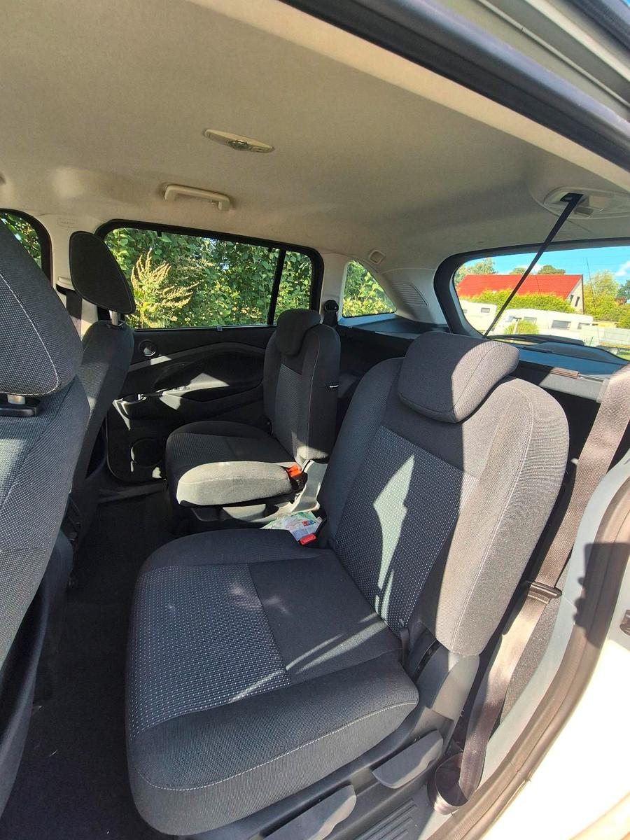 Ford C-MAX 2014 — photo 6