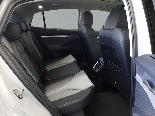 Fahrzeugabbildung Skoda Enyaq Coupé 85 AHK HeadUp Matrix 21" Canton