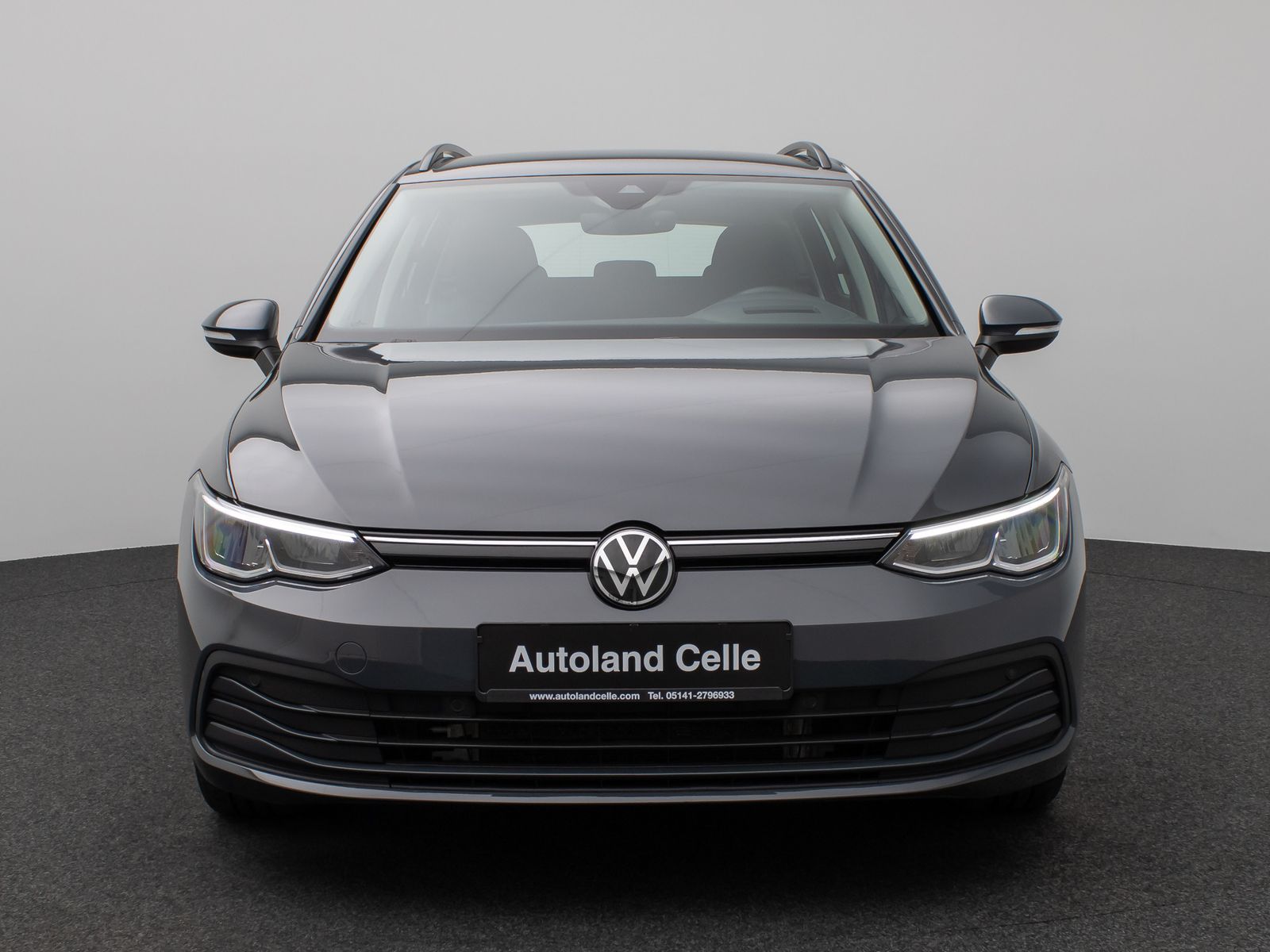 Fahrzeugabbildung Volkswagen Golf VIII Life 2.0 TDI SCR DSG HUD Kamera Lnkrhz