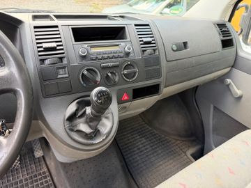 Volkswagen T5 Transporter - 11