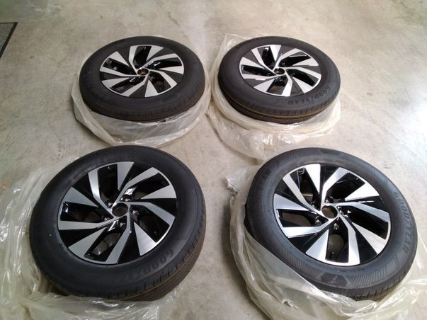 Volkswagen Passat - Bild 11