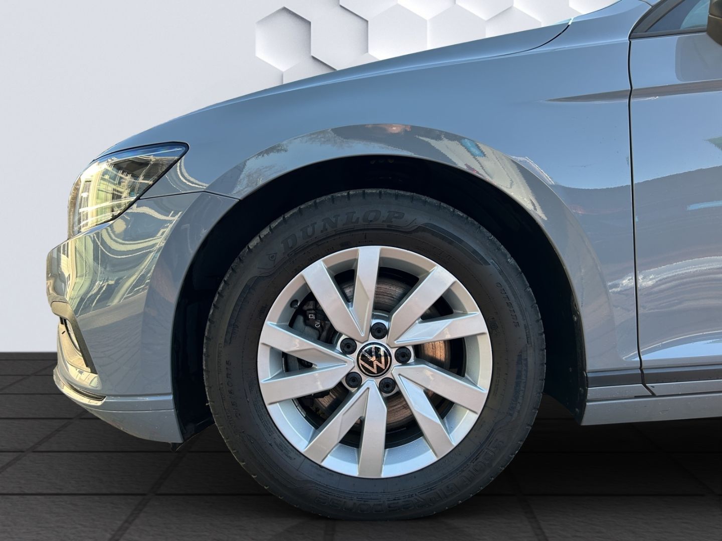 Passat 2.0TDI Conceptline DSG 110kW AHZV LED Rüc