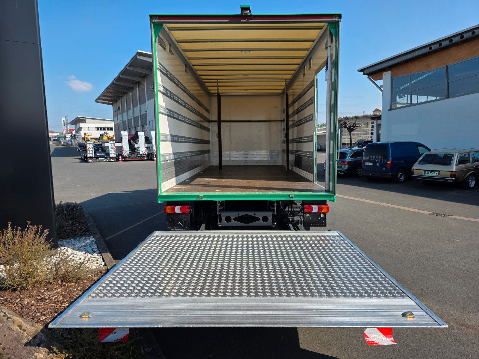 Fahrzeugabbildung Mercedes-Benz Atego 1223 L LBW 2.000kg Klima HPEB