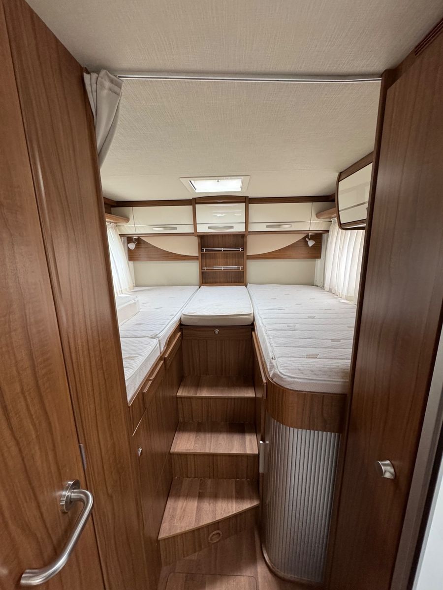 Fahrzeugabbildung HYMER / ERIBA / HYMERCAR Tramp  704 SL **1.Hand**nur 25000 km