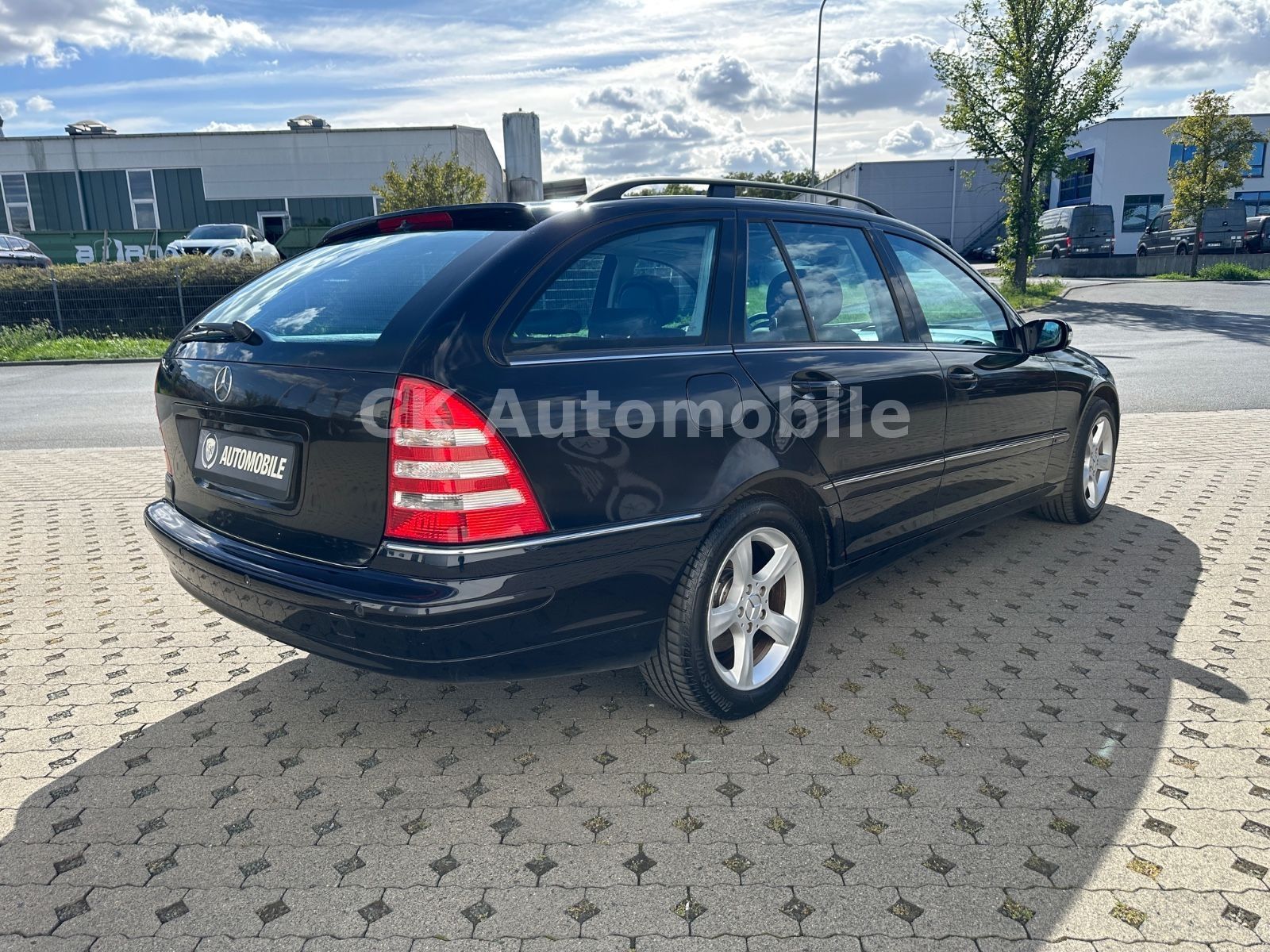 Fahrzeugabbildung Mercedes-Benz C 200 C T-Modell Kompressor Avantgarde/Xenon/PDC