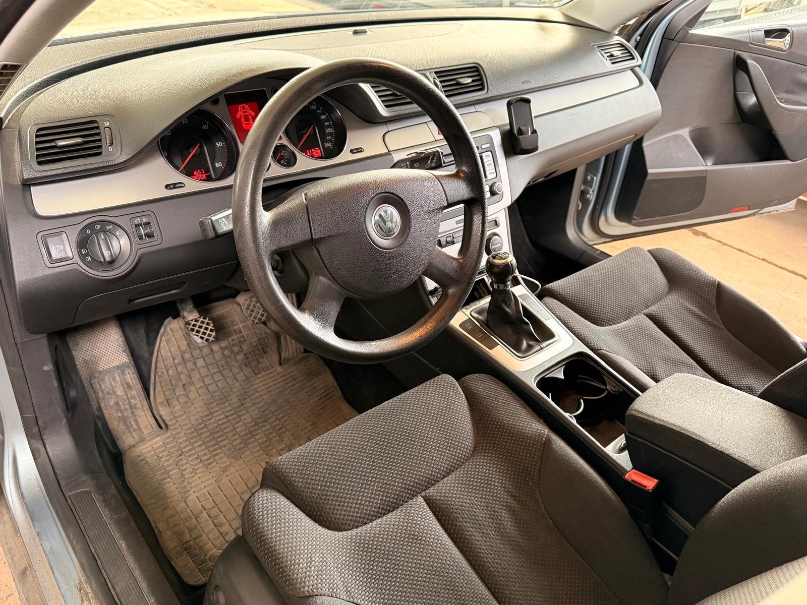 Volkswagen Passat 2009 — photo 6