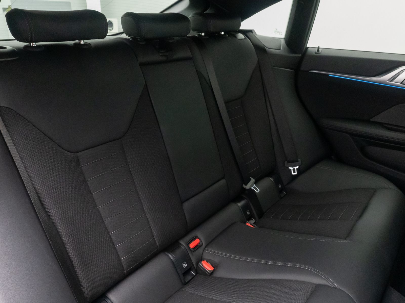 Fahrzeugabbildung BMW 420 Gran Coup&eacute; Kamera HUD DAB H/K Sport 18Zoll