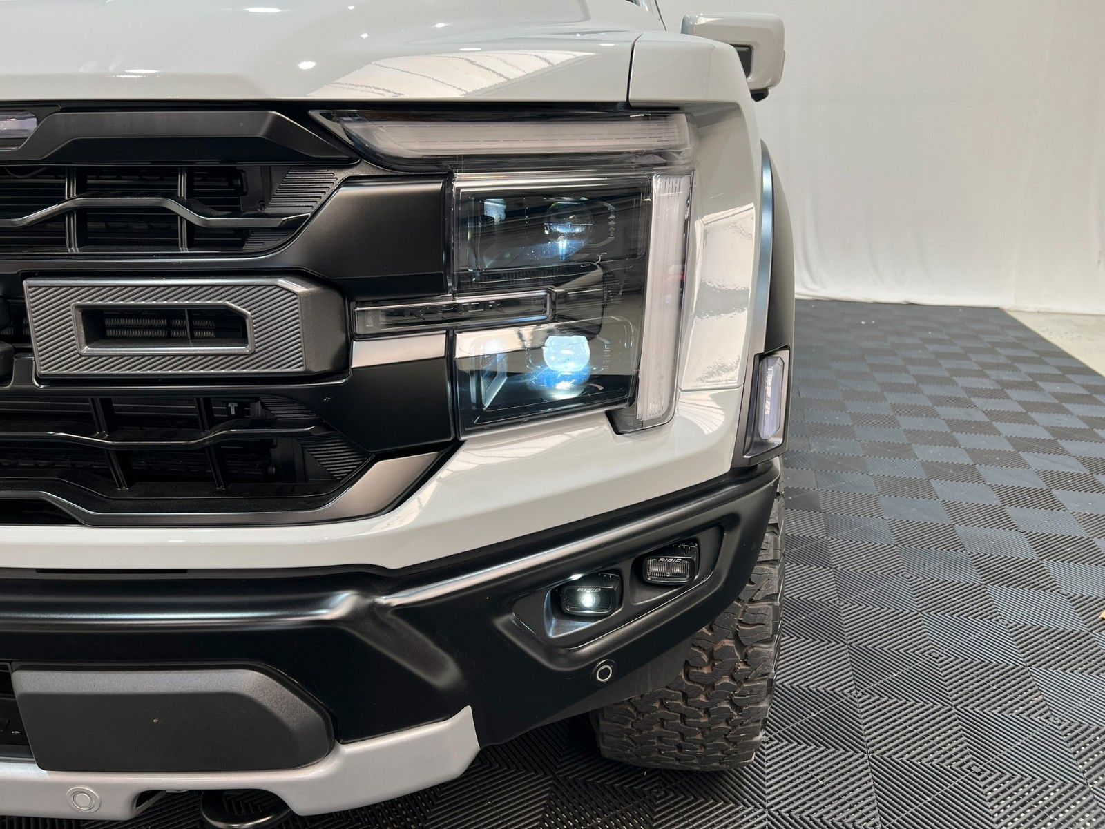 Fahrzeugabbildung Ford F-150 RAPTOR  EcoBoost®  3.5L V6 *MY26*