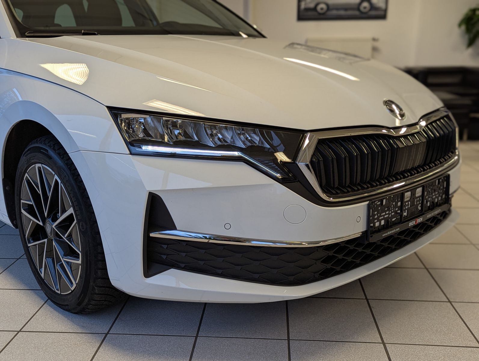 SKODA Octavia 1.5 TSI DSG ACC Style-Paket AHK 5J Garan - Image 9