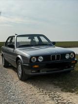 BMW E30  320I - BMW aus 1990: E30