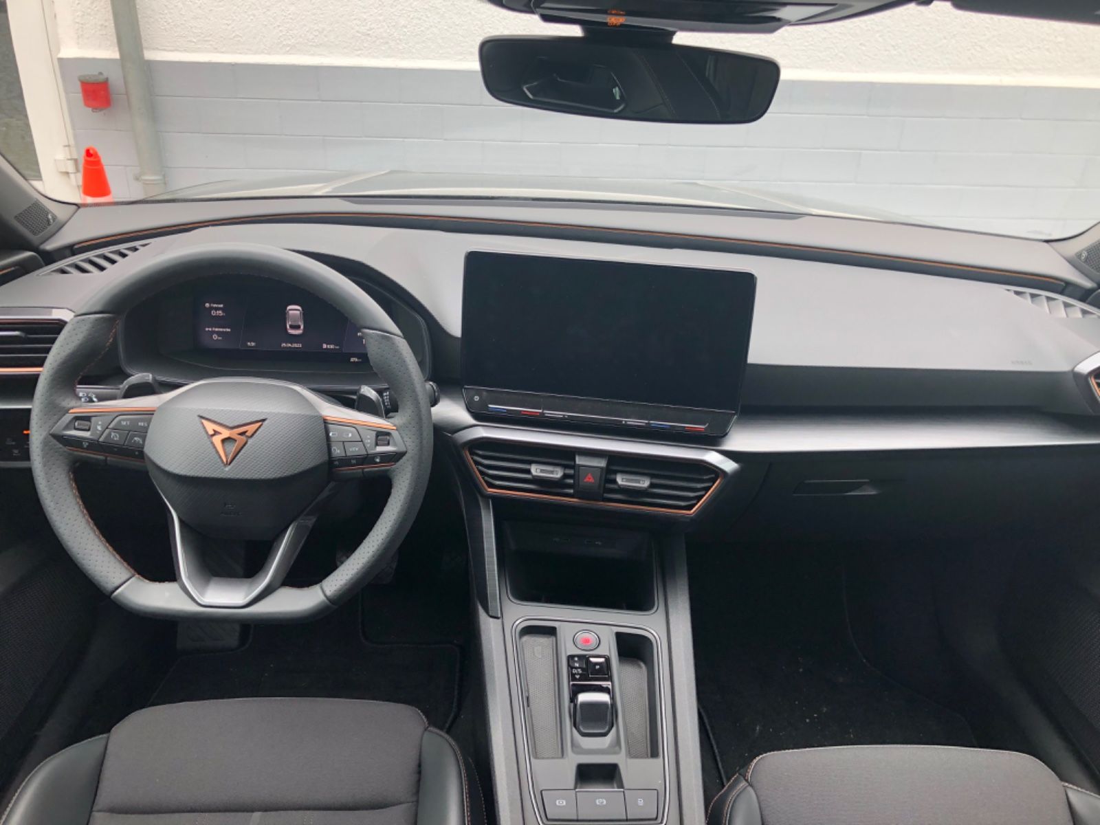 Fahrzeugabbildung CUPRA Leon Sportstourer 1.5 eTSI ACT DSG*Full-Link*SHZ