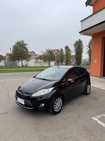 Ford Fiesta 1.2 benzina-gpl 82 CV si neopatentat