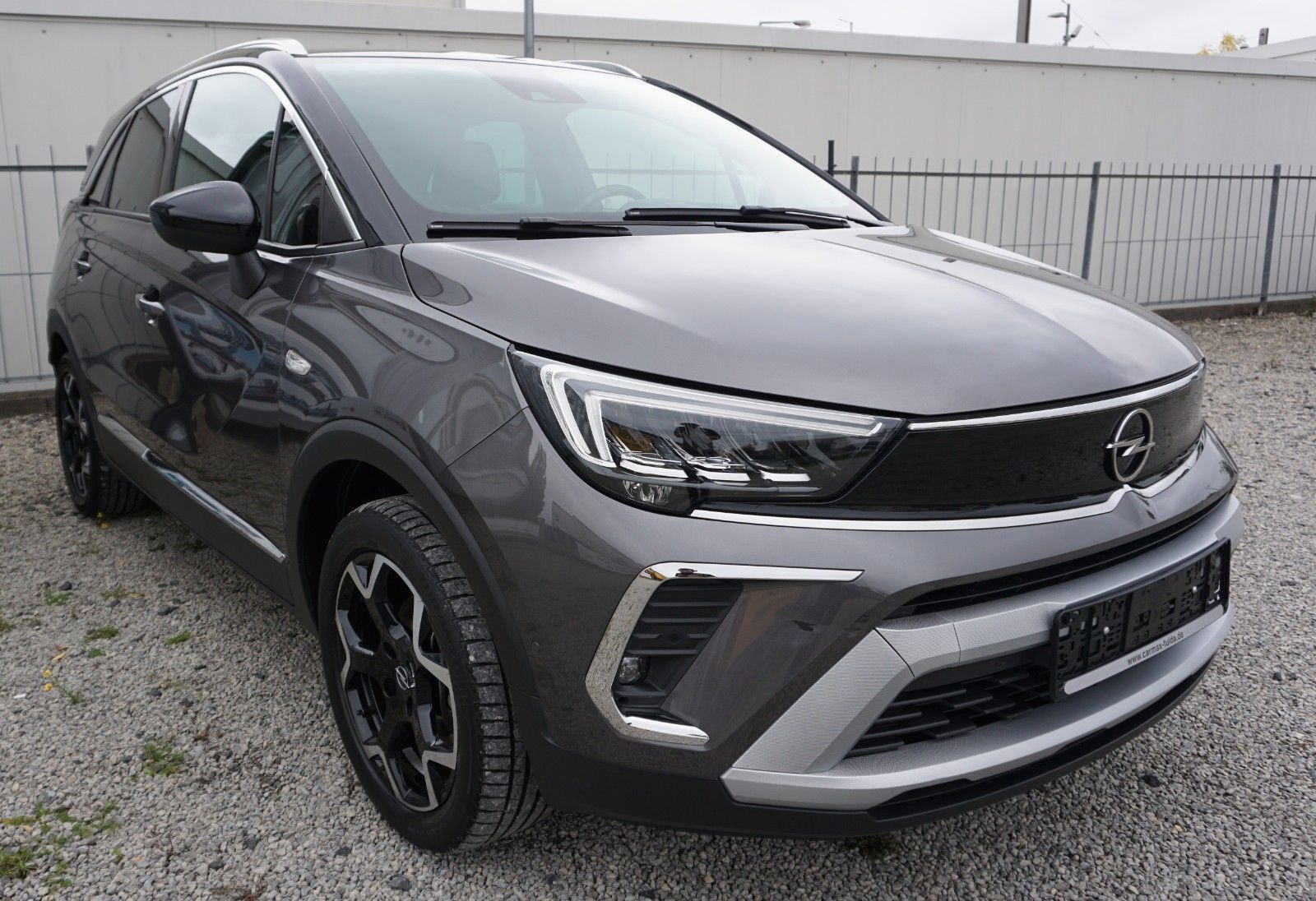 Fahrzeugabbildung Opel Crossland (X) Ultimate, Head Up, Navi, Leder