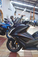 Kymco AK 550 i ABS Black Touring Edition+2.Hd+gepflegt - KYMCO AK550