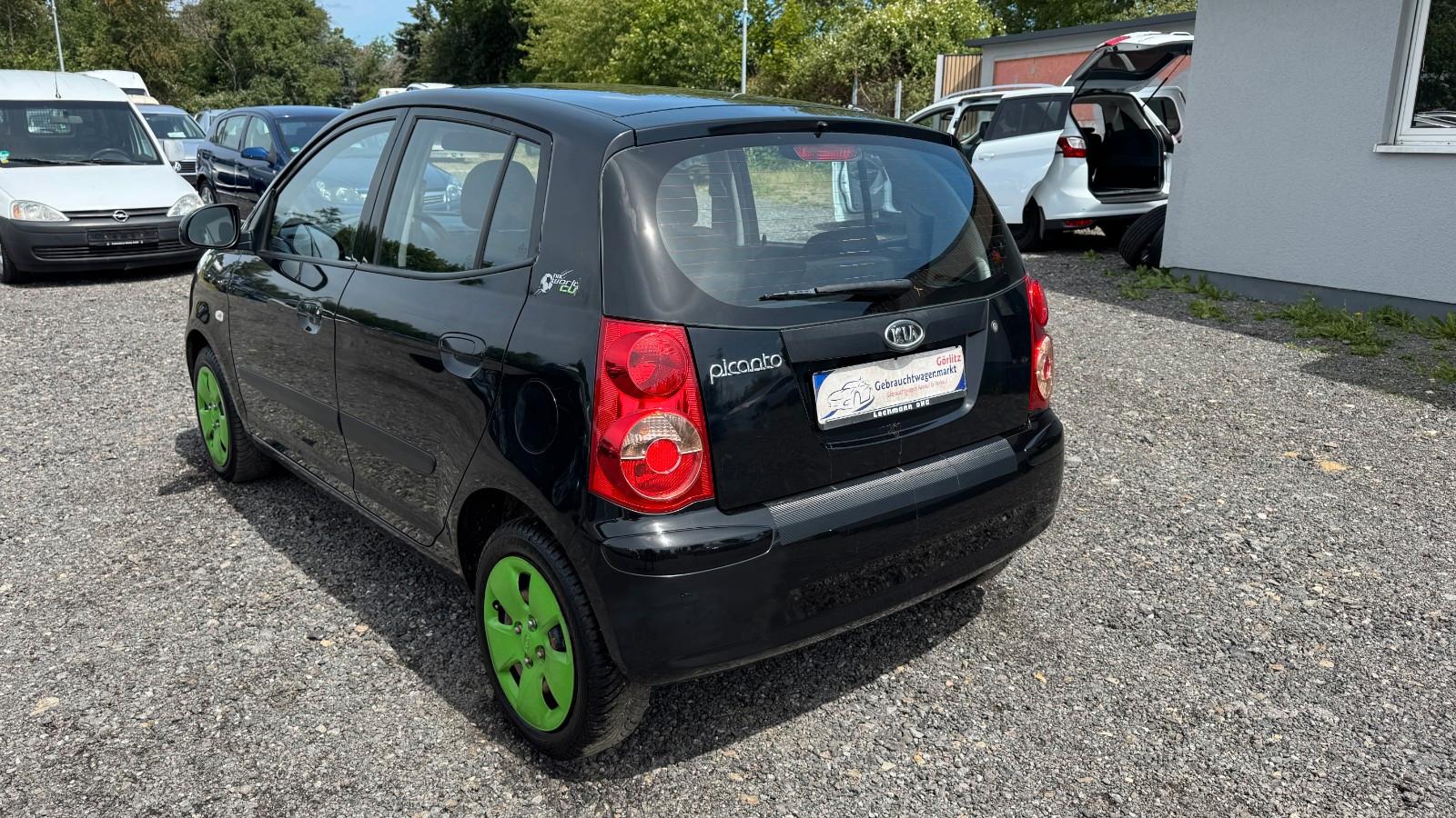 Kia Picanto 1.1 8-fach bereift TÜV & Service neu