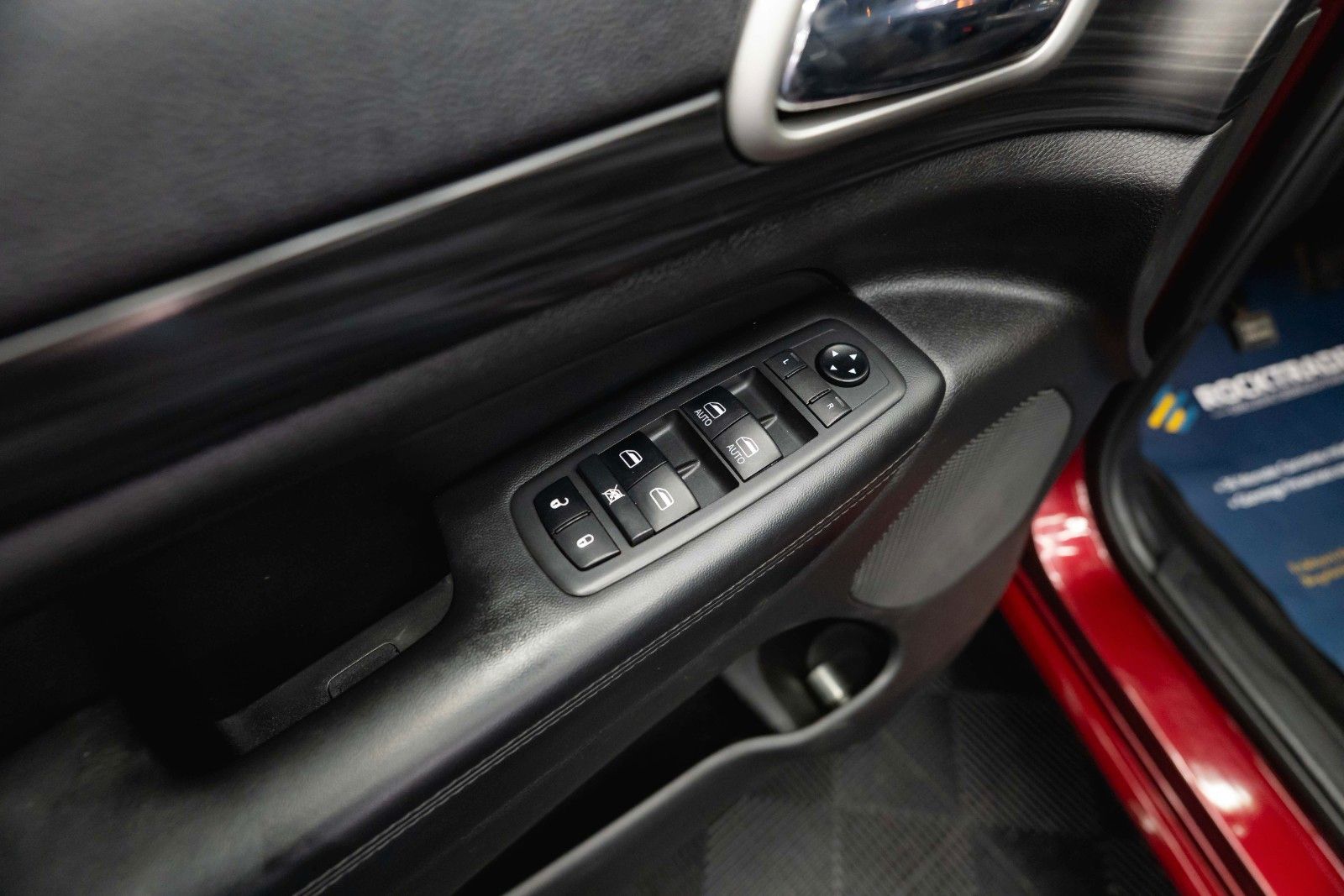 Fahrzeugabbildung Jeep Grand Cherokee 3.6 4x4 Altitude *Pano*CarPlay*