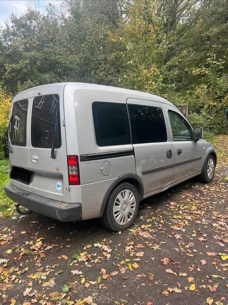 Opel Combo 2008 — двигун 3 HP (2kW)