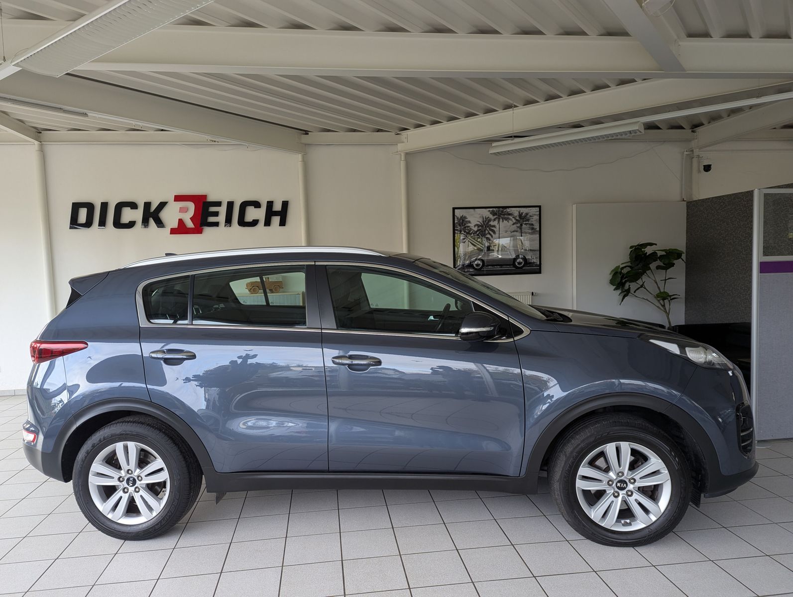 KIA Sportage 1,6 GDI Vision Komfort-Paket Kamera AHK - Image 8